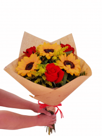Buquê rosas&girassóis