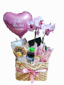 Café da manhã com mini orquídea